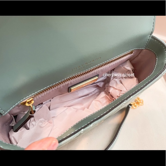 Tory Burch Willa Mini Top Handle Bag - Picture 4 of 11